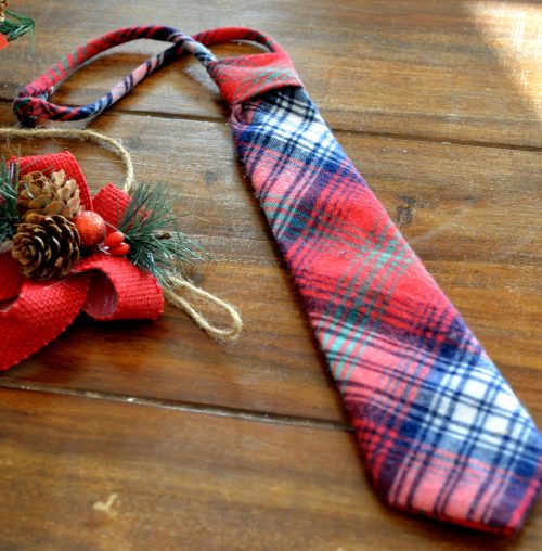 Christmas neck tie